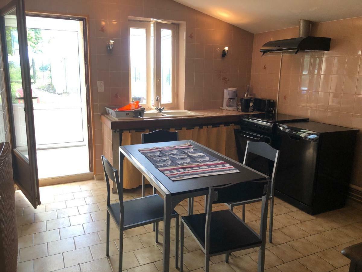 Villa Chez Lysette à Mesnac Extérieur photo